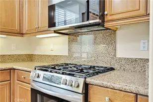 27696 Passion Flower Ct, Murrieta, CA 92562 - Photo 16