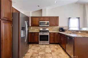 39770 Sunrose Dr, Murrieta, CA 92562 - Photo 6