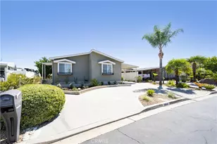 38642 Via Amarilla, Murrieta, CA 92563 - Photo 2
