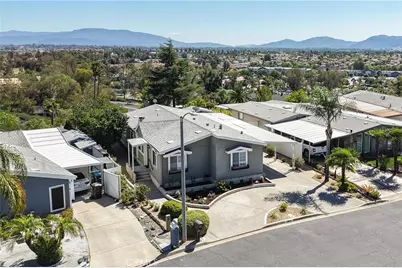 38642 Via Amarilla, Murrieta, CA 92563 - Photo 4