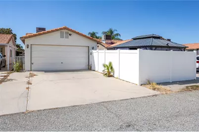 1083 Sombra Way, San Jacinto, CA 92582 - Photo 26