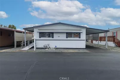 725 W Thornton #69, Hemet, CA 92543 - Photo 2