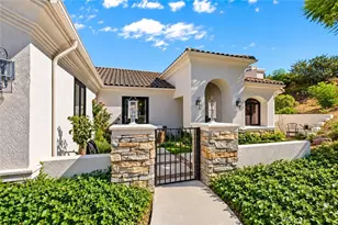 2278 Lindsey Ct, Fallbrook, CA 92028 - Photo 2