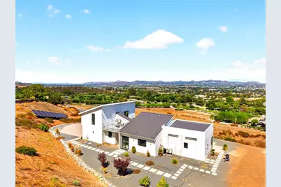 42950 Ivy Street, Murrieta, CA 92562 - Photo 14