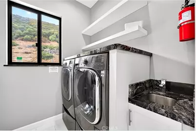 42950 Ivy Street, Murrieta, CA 92562 - Photo 28