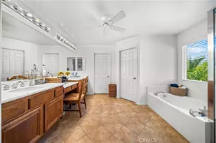 26136 Castle Ln, Murrieta, CA 92563 - Photo 38
