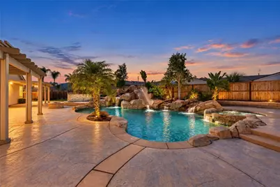 41717 Mesquite, Murrieta, CA 92562 - Photo 2