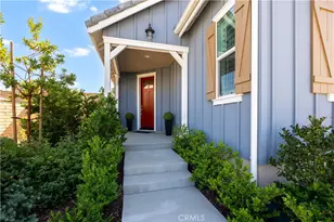 32105 Hyacinth Wy, Temecula, CA 92591 - Photo 2