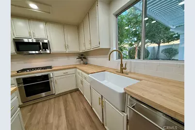 41968 Cameryn Court, Murrieta, CA 92562 - Photo 12