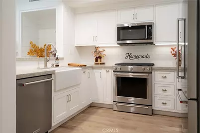 14 Bayley, Ladera Ranch, CA 92694 - Photo 6