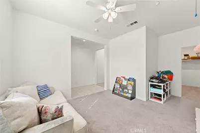 34306 Kensington, Murrieta, CA 92563 - Photo 4
