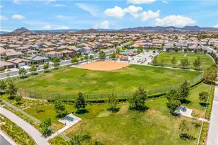 34306 Kensington, Murrieta, CA 92563 - Photo 52
