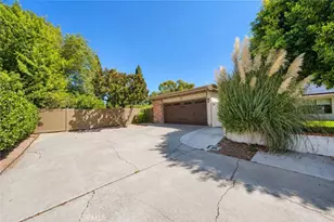 23522 Marsala, Laguna Hills, CA 92653 - Photo 2