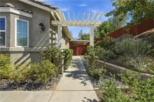 140 McCarron, Hemet, CA 92545 - Photo 6