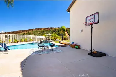31245 Ivy Hill Court, Murrieta, CA 92563 - Photo 24