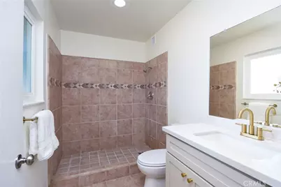 26406 Cherry Hills, Sun City, CA 92586 - Photo 16
