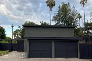 308 Hillside Ct, Vista, CA 92084 - Photo 20