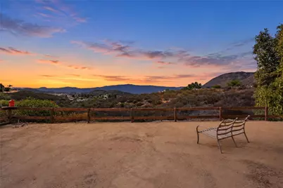24386 Cornstalk Road, Wildomar, CA 92595 - Photo 52