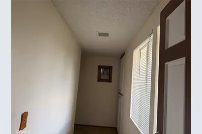 672 Central Avenue, Hemet, CA 92543 - Photo 10