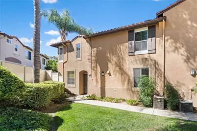 30343 Island Bay #B, Murrieta, CA 92563 - Photo 2