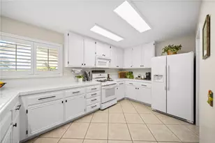 41959 Cameryn Ct, Murrieta, CA 92562 - Photo 18