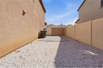 2807 Moonshimmer, Hemet, CA 92543 - Photo 32