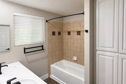 30295 Longhorn Drive, Canyon Lake, CA 92587 - Photo 12