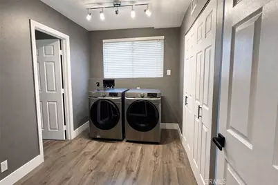 30295 Longhorn Drive, Canyon Lake, CA 92587 - Photo 10