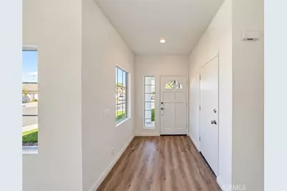 30051 Shoreline, Menifee, CA 92584 - Photo 12