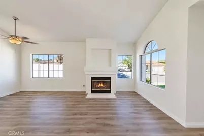30051 Shoreline, Menifee, CA 92584 - Photo 10