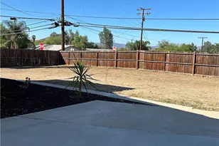 23870 Lodge Dr, Menifee, CA 92587 - Photo 10