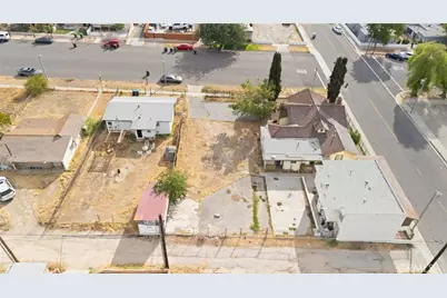 127 N 3rd, Banning, CA 92220 - Photo 8
