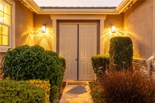 30394 Mirassou Cir, Murrieta, CA 92563 - Photo 4