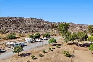 24515 California, Hemet, CA 92545 - Photo 50
