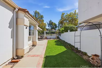 40472 Via Amapola, Murrieta, CA 92562 - Photo 34