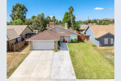 165 Mosport Street, Hemet, CA 92544 - Photo 2