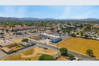 125 N Yale, Hemet, CA 92544 - Photo 8