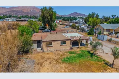 7081 Valley Way, Jurupa Valley, CA 92509 - Photo 10