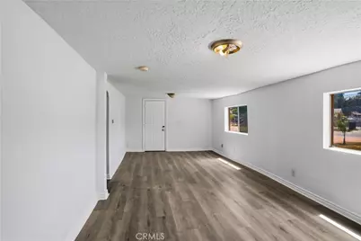 7081 Valley Way, Jurupa Valley, CA 92509 - Photo 14