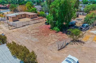 7081 Valley Way, Jurupa Valley, CA 92509 - Photo 6