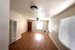 399 Amalia, East Los Angeles, CA 90022 - Photo 4