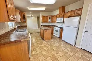 2450 E Hobsonway, Blythe, CA 92225 - Photo 2
