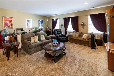 984 Paintbrush, Hemet, CA 92545 - Photo 6