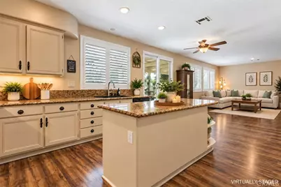 31407 Britton, Temecula, CA 92591 - Photo 10