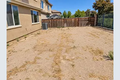 15255 Riverview, Victorville, CA 92394 - Photo 14