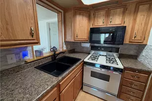 1312 Discovery Dr, San Jacinto, CA 92583 - Photo 6