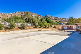 30347 Arrowview Dr, Homeland, CA 92548 - Photo 38