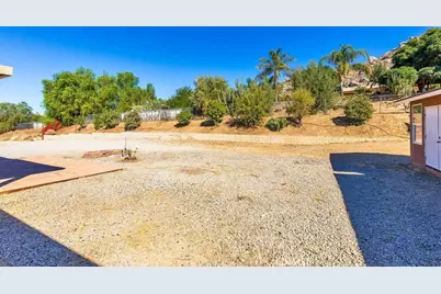 30347 Arrowview Drive, Homeland, CA 92548 - Photo 42