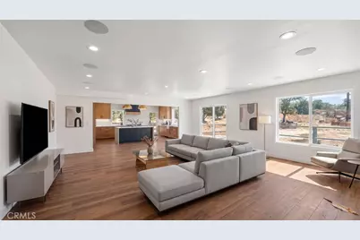 43500 Camino De Las Brisas, Murrieta, CA 92562 - Photo 10
