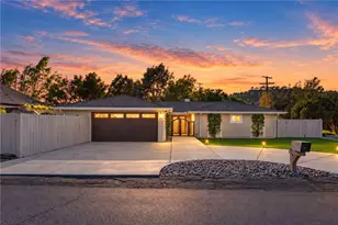 3101 Cherrypoint Ct, Fallbrook, CA 92028 - Photo 2